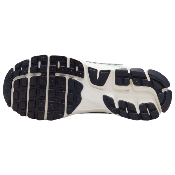 Nike Zoom Vomero 5 - Women's - Charcoal/Photon Dust - Image 6