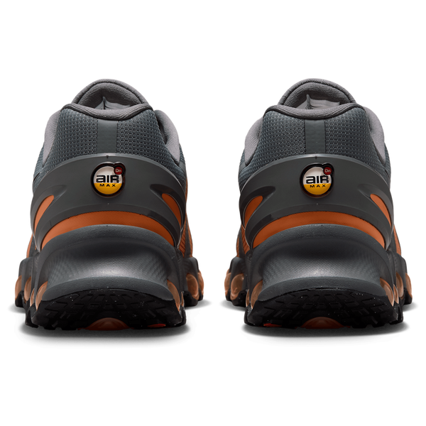 Nike Air Max DN8 - Men's - Dk Grey/Black/Orange Frost - Image 3