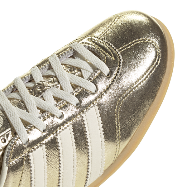 adidas Originals Gazelle Low Pro - Women's - Gold Met/Off White/Gum - Image 6