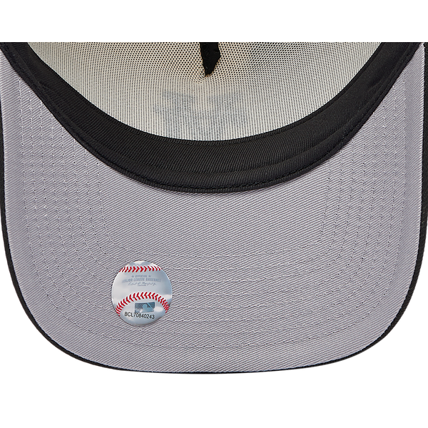 New Era 940AF MLB UPSD Heart Cap - Adult - White/Black - Image 5